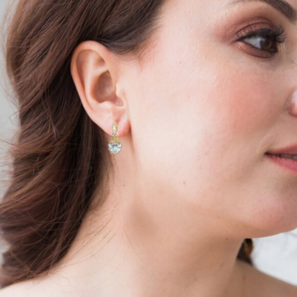 18K Gold-Filled Milano Minimalist Huggie Earrings - Picture 2 of 3